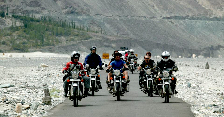 motor biking ladakh